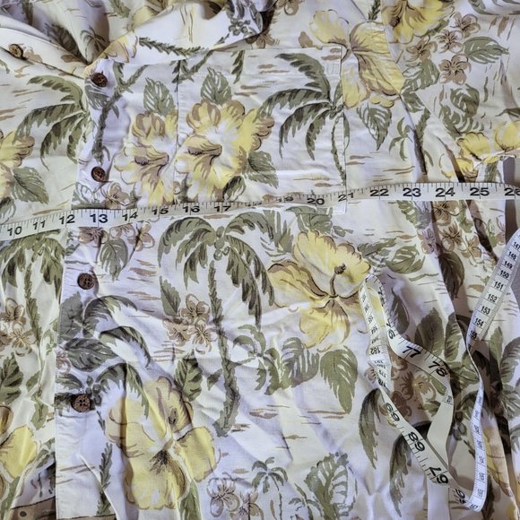 Roundtree & Yorke Men's Size XL Shirt Floral‎ Yellow Green Hawaii Style Top - Picture 7 of 8